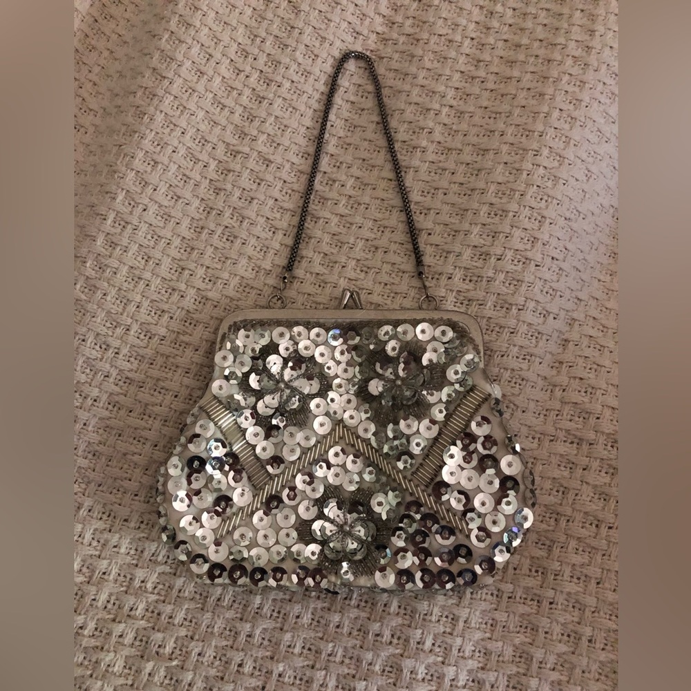 Silver sequin vintage clutch purse formal cocktail attire